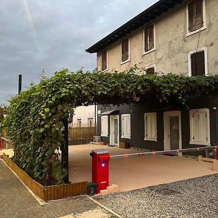 La Pergola Suites Доссобуоно Экстерьер фото